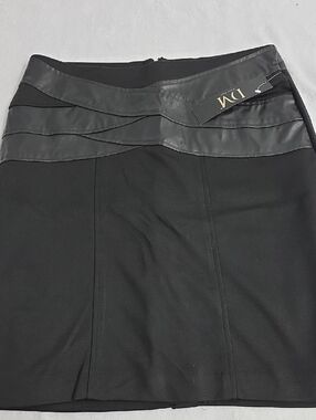 Donna Moore Black Faux Leather Trim Stretch Lined Pencil Skirt
